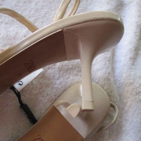 ZARA Beige Patent Heels Slingback - Picture 6 of 8
